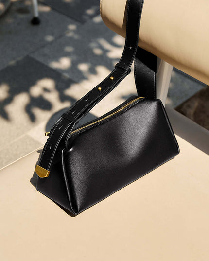 Essentials Only Baguette Shoulder Bag-4