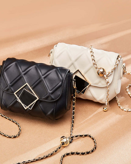 Geometric Lock Quilted Shoulder Bag-1