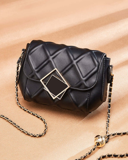 Geometric Lock Quilted Shoulder Bag-2