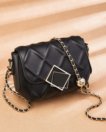 Geometric Lock Quilted Shoulder Bag-3