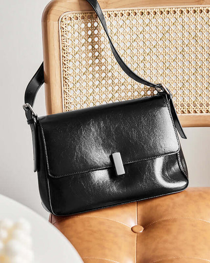 Versatile and Stylish Calf Leather Crossbody Bag-4